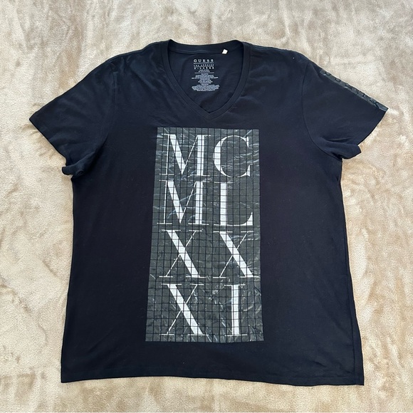 GUESS Black Roman Numeral T-Shirt - Picture 4 of 6